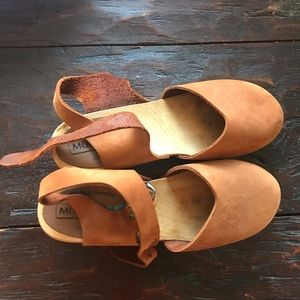 Moheda clogs